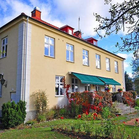 Pensionat Praestgarden Töreboda Exterior foto