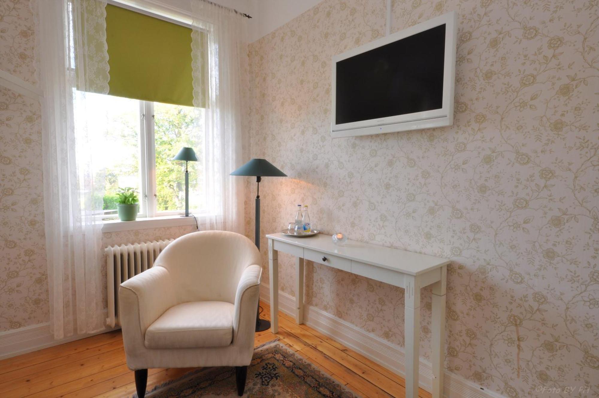 Pensionat Praestgarden Töreboda Zimmer foto